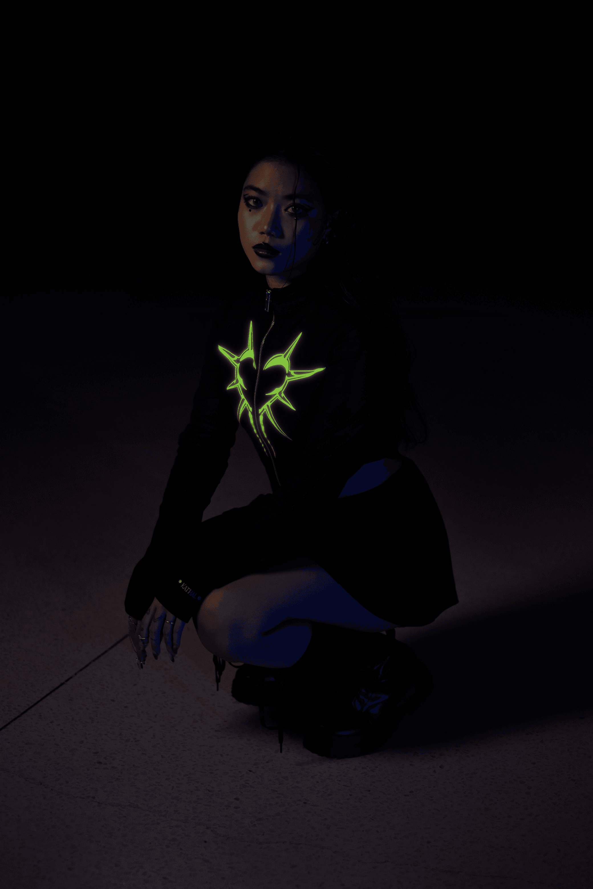 Halloween Capsule : Thorn Heart Top - Glow in the Dark - Arka Studio