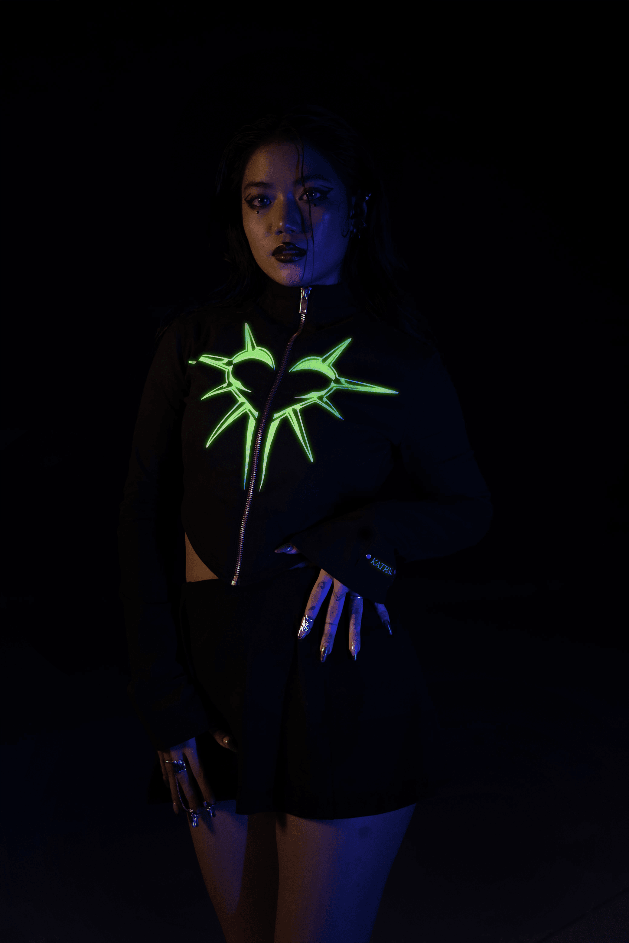 Halloween Capsule : Thorn Heart Top - Glow in the Dark - Arka Studio