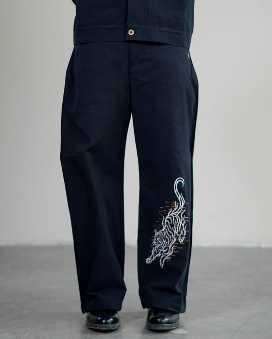 Urban Tiger Embroidery Pants Black