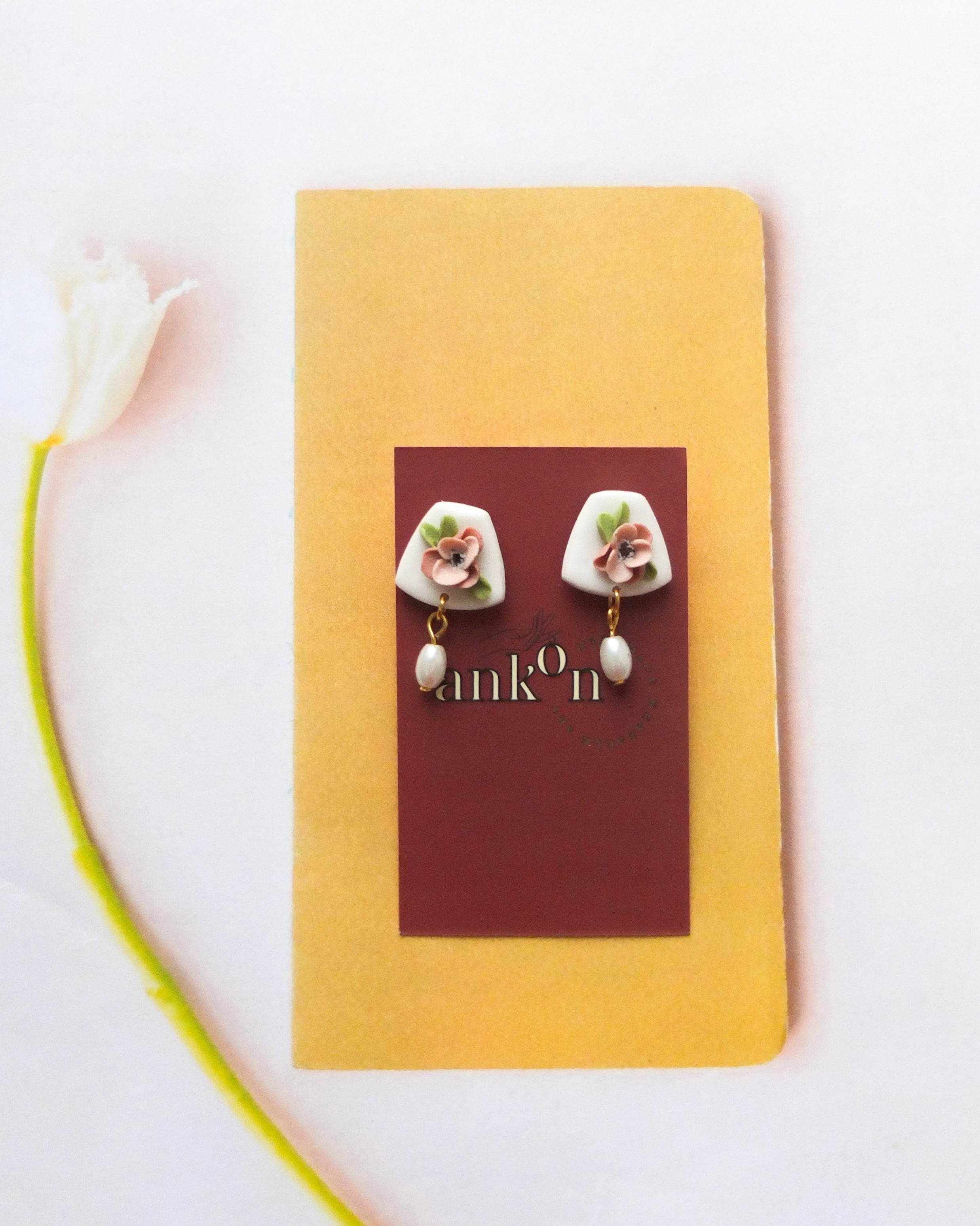 White Nude Flower Earrings - Arka Studio